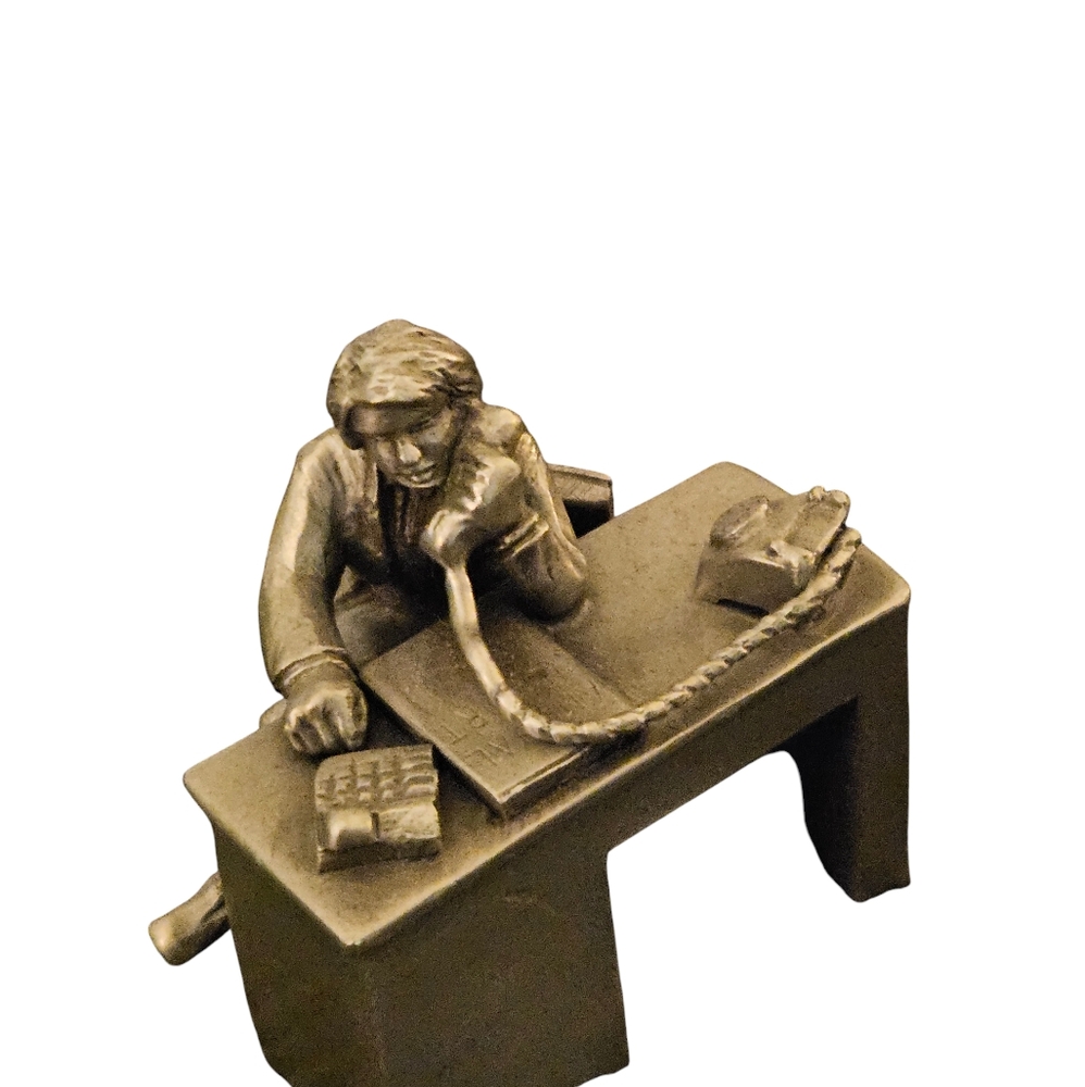 VINTAGE RAWCLIFFE PEWTER # 1861 RARE SECRETARY AT HER DESK 2"×2" APPROX